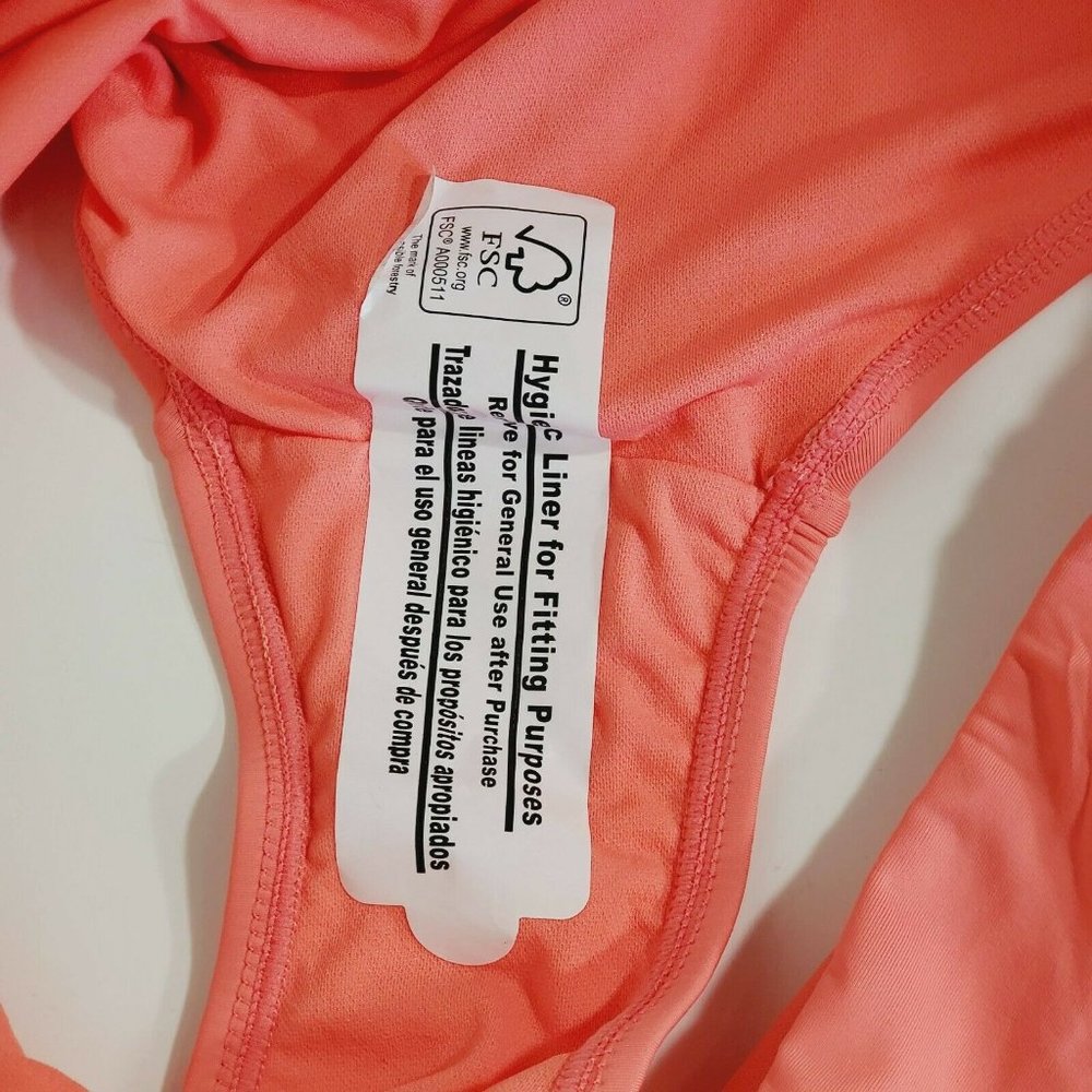 Pink Bikini - Picture 5 of 6